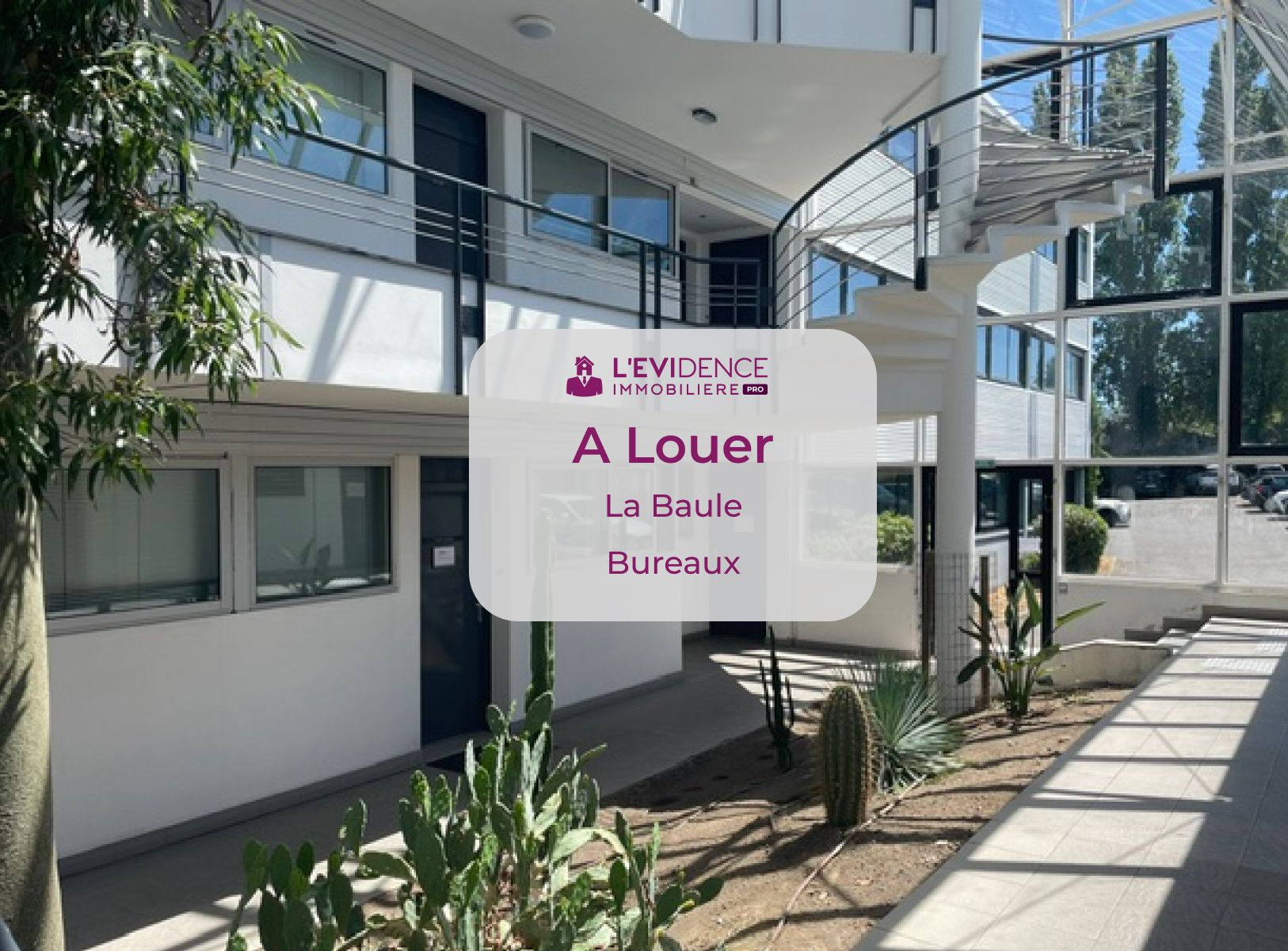 A louer à La Baule, bureaux de 70m2 environ en emplacement n°1.