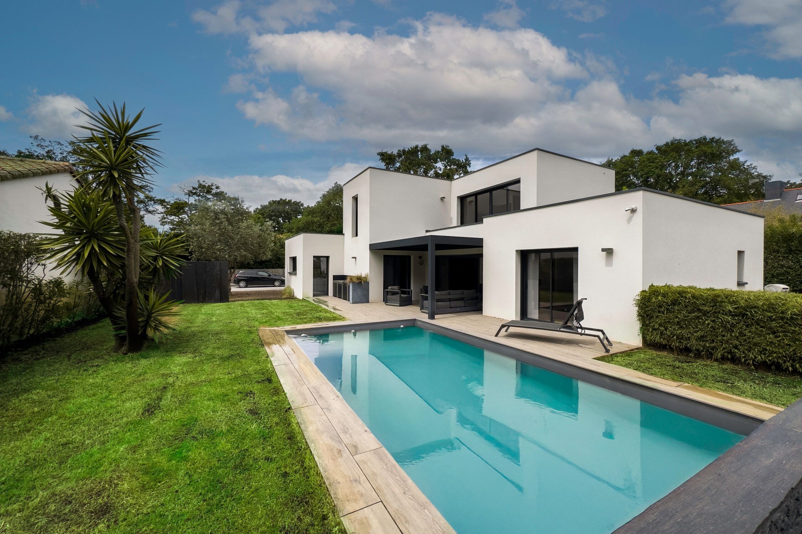 Maison contemporaine avec piscine